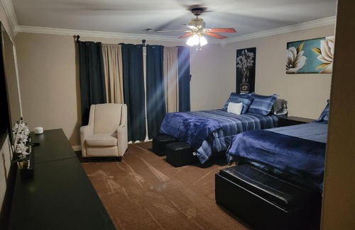 North Las Vegas House | Single story 2800 sqft Lovely home