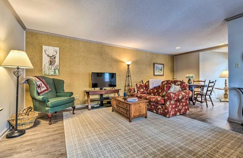 Fairfield Bay Apartment | Single-Story Fairfield Bay Condo with Deck!