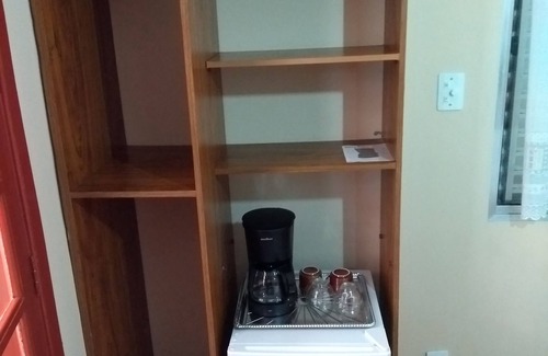 Juquehy House | Single suite for 3 people. Family atmosphere