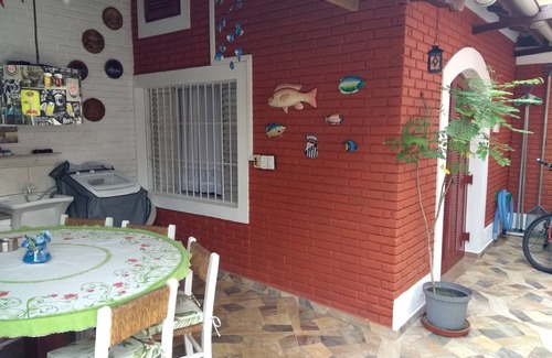 Juquehy House | Single suite for 3 people. Family atmosphere