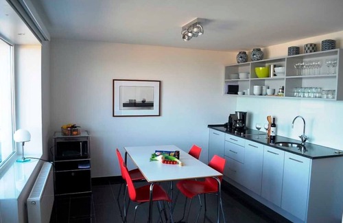 Helgoland Apartment | Sino Suite, 2. OG, balcony seafront, - Dünenblick Apartments