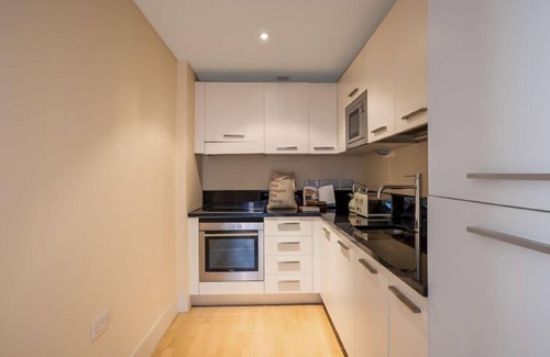 Queenhithe Apartment | Sir John Lyon House by Interhome