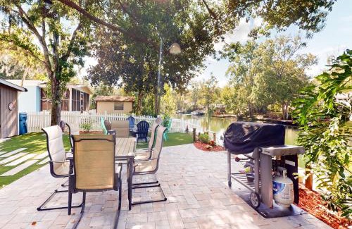 Weeki Wachee Gardens House | Siren's Serenity