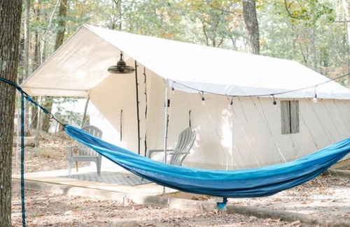 Brownsboro RV Rental | Site #34 Double Safari