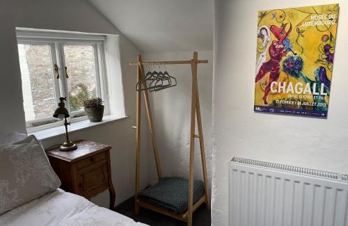 Bampton Bed & Breakfast | Six on Castle