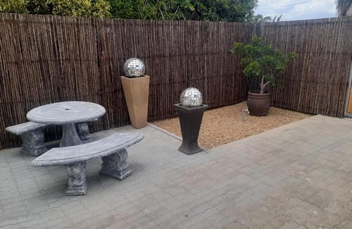 Nelson Mandela Bay Apartment | SixtyB