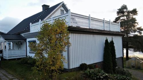 Torsby House | Sjöbo, Urlaub direkt am See