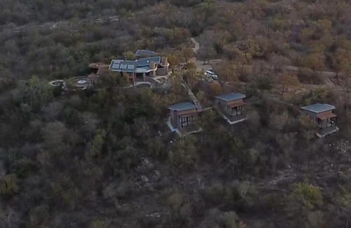 Gravelotte Ski Chalet | Skála Guest Farm