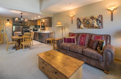 Big Sky Condo | Ski-in/out condo with beautiful views & shared fitness center/pool/hot tub - Shoshone Ski-In/Out