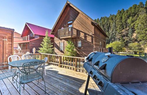 Red River House | Ski-InandSki-Out Red River Cabin with Mtn Views!