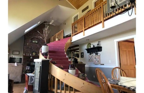 Springfield House | Ski Mountain View Estate