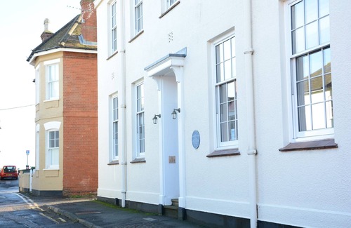 Aldeburgh Cottage | Skimming Stones, Aldeburgh