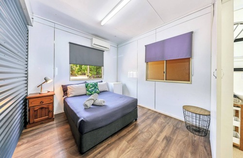 Dundee Beach House | Skippers at Dundee