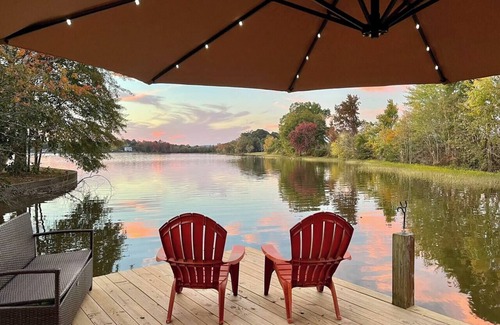 Centre House | Skoolie on Lake Weiss | LAKE FRONT & Fishing
