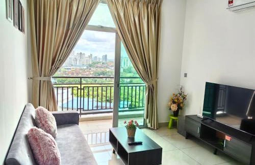 Central District Apartment | SKS Larkin Stadium Larkin Terminal Bus Town Area JB City