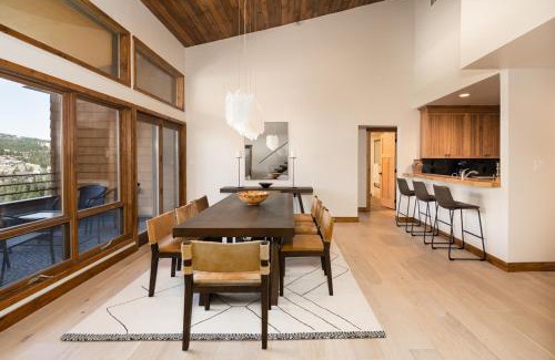 Big Sky House | Skycrest Penthouse 1733