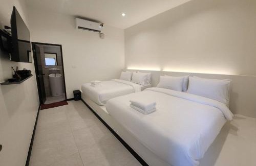 Racha Thewa Resort | Skyline Resort