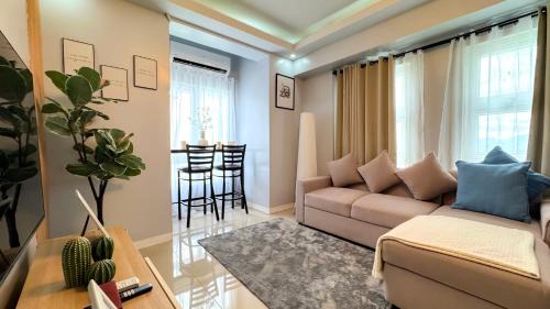 South Triangle Apartment | Skyline View Cylos Place Victoria Sports Tower