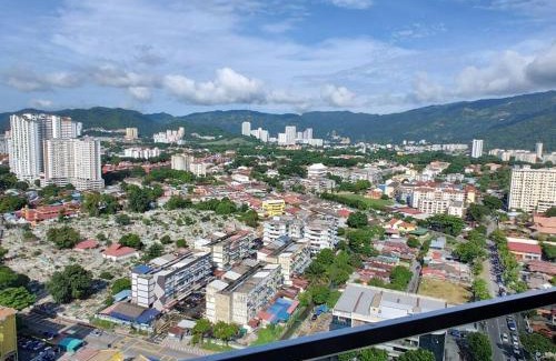 George Town Apartment | SkyPool 2Br 8pax Premium Suites Beacon Georgetown Penang
