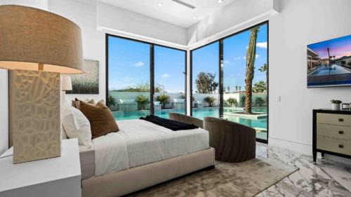 Indio House | Sleeps 28 2 Luxe Villas w Pickleball Court Bravo Villas Dorado by AvantStay