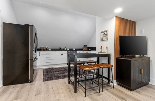 Southern Pines Apartment | Slate at The Shire 255 - Unit C - Downtown!