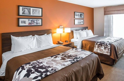 Emerson Hotel | Sleep Inn Cartersville - Emerson Lake Point