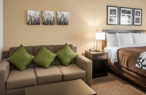 Devils Lake Hotel | Sleep Inn & Suites Devils Lake