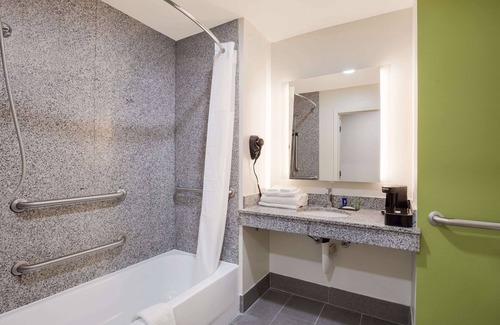 Saraland Hotel | Sleep Inn & Suites North Mobile Saraland