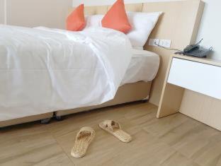 Fang Hotel | Sleeping Tree Hotel