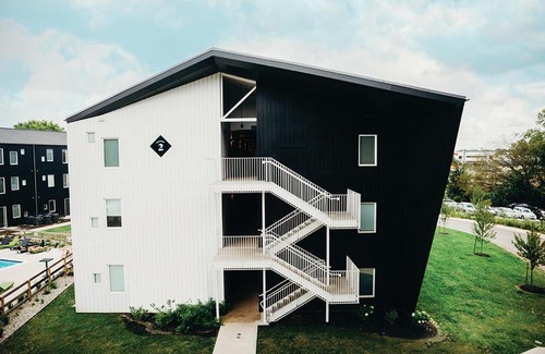 Bowling Green Apartment | Sleepover 1BD 1BA Downtown Bowling Green Apartments