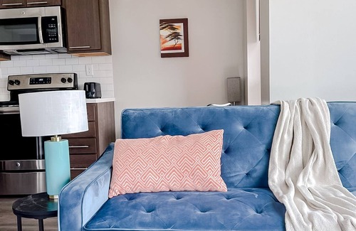 Downtown Des Moines Apartment | Sleepover: Wonderful 1BD/1BA -Downtown Des Moinesn