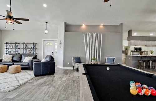 Bradenton House | SLEEPS 10, HTD POOL, WATERFRONT, PRIVATE DOCK