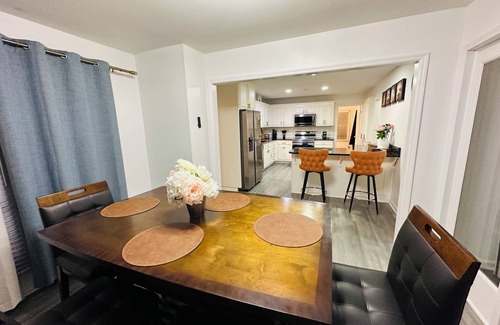 Gainesville House | 🏡 SLEEPS 12. Newly Reno House with 4 bedrooms