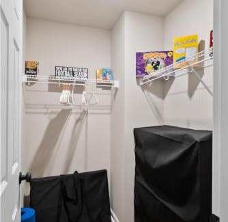 Athens Apartment | Sleeps 24 - By DT & UGA - 2 Game Rooms, 4 King Beds