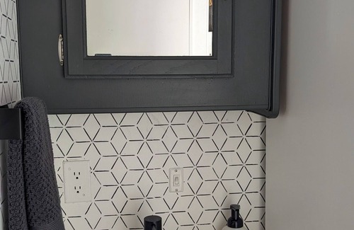 Blissfield RV Rental | Sleeps 4, secluded, Amish Country