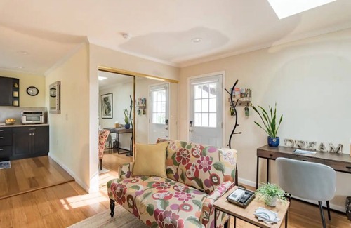 Castro Valley House | Slice of Heaven with Gated Parking and Sunset Views