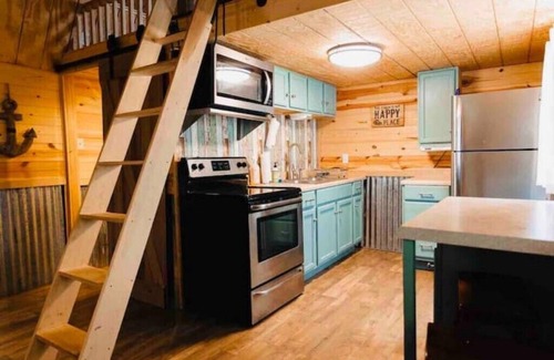 Belle Mina House | Slice of Smith A Rustic Smith Lake Experience!