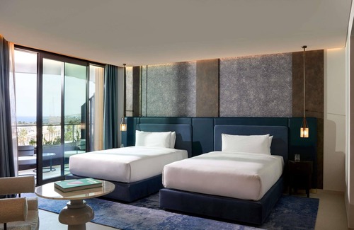 Sant Adria de Besos Hotel | SLS Barcelona
