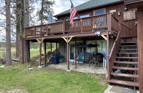 Deadwood Cabin | Smack dab in the middle of the Black Hills