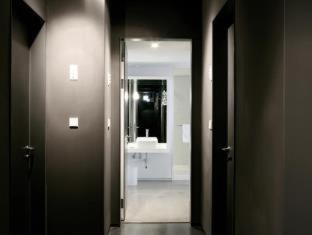 Myeongdong Hotel | Small House Big Door Myeongdong