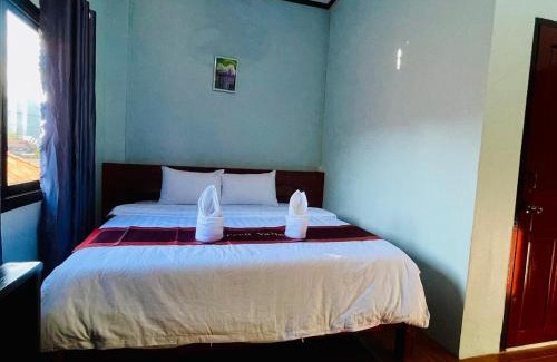 Vang Vieng House | Smile Guesthouse VangVieng