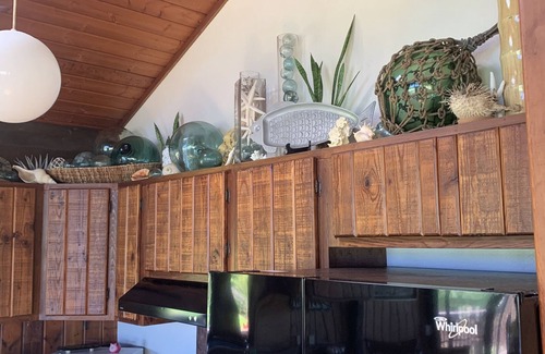 Pupukea House | Smokie Acre Blossoms - North Shore Oahu, Sunset Beach