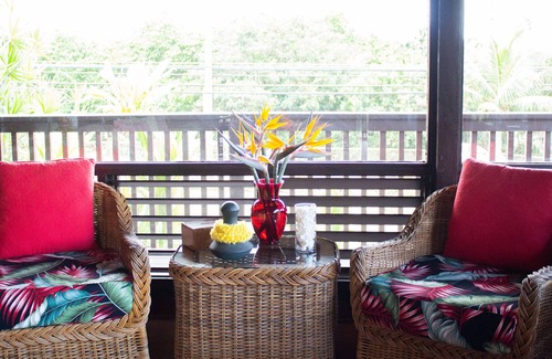 Pupukea House | Smokie Acre Blossoms - North Shore Oahu, Sunset Beach