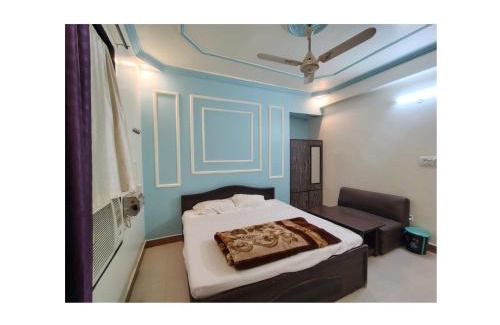Fatehpur Hotel | SN3 Hotel