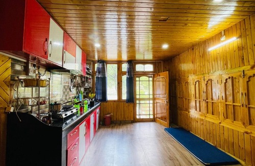 Banjar Cottage | Snow and Field View Homestay