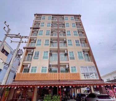 Buriram Province Hotel | SNOW HOUSE Buriram