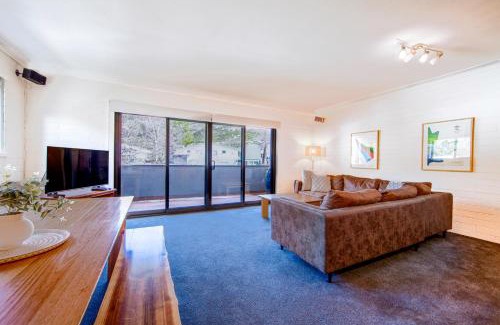 Falls Creek Apartment | Snow Ski Apartments 40