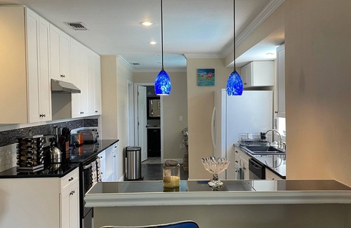 Venice House | Snowbird Haven - 3 Bdrms, 3 Baths- Heated Pool home between 2 golf communities