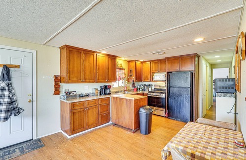 Quartzsite House | Snowbird Heaven: Rural Quartzite Home Near Hiking