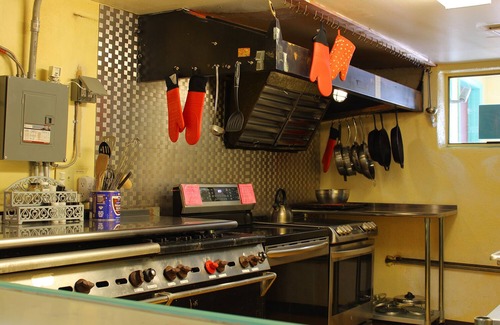 Arroyo Seco Cabin | SnowMansion Taos Adventure Lodge